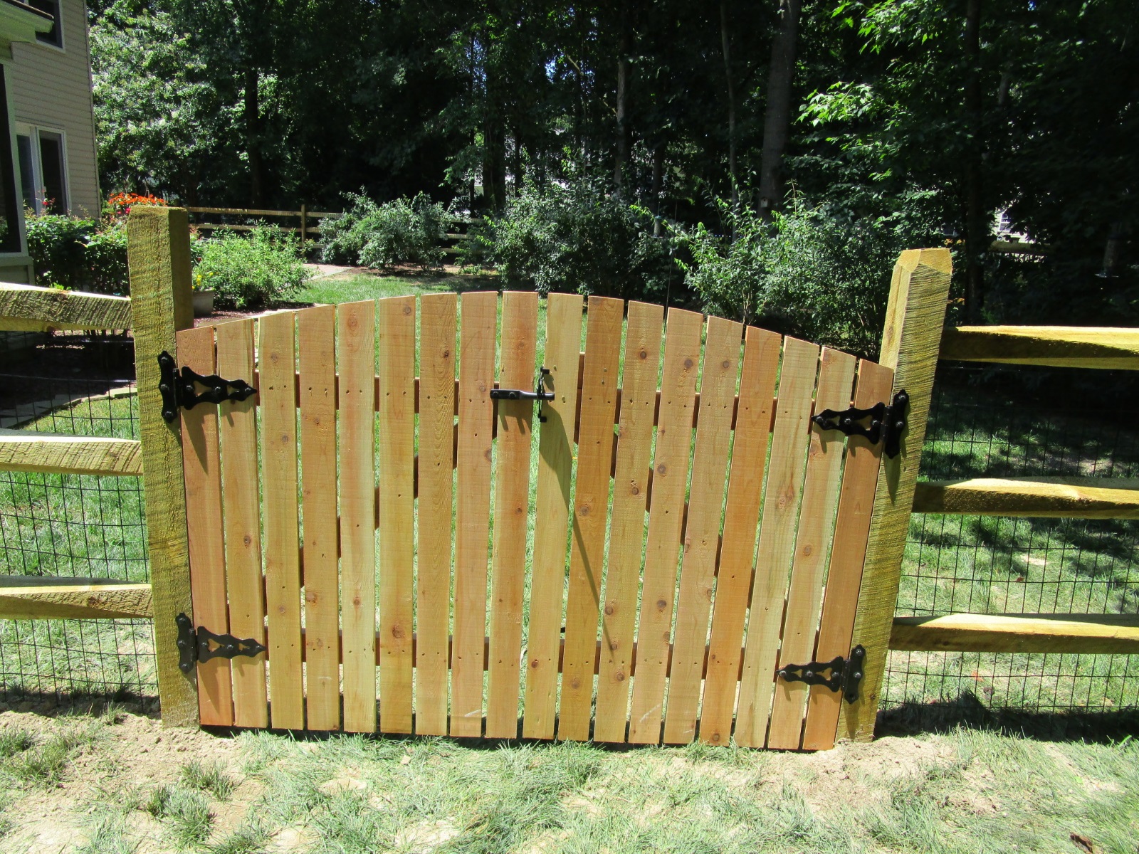120_double-arched-gate-syp-pressure-treated-close-spaced Wood - Forrest Fencing