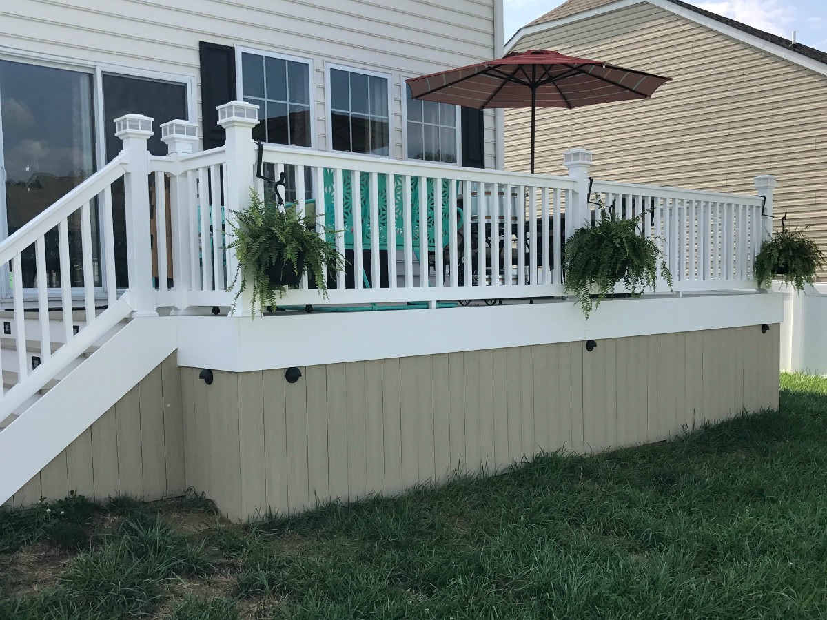 248_hargrove1 Deck Choices - Forrest Fencing