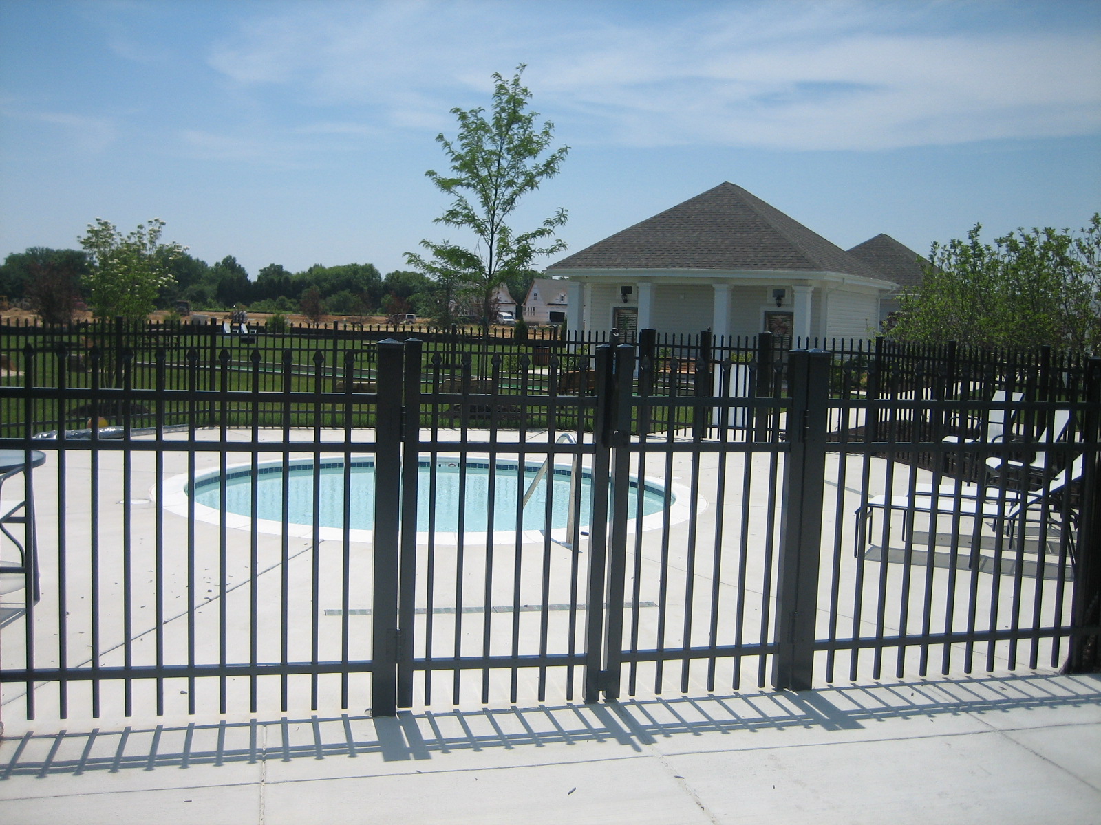 171_commercial-black-aluminum-fence-around-child-pool Nassau Grove Clubhouse