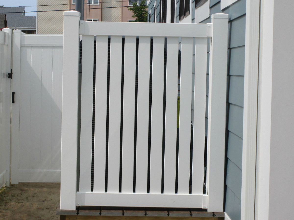 230_air-condition-enclosure-white-vinyl-4ft-egan Vinyl - Forrest Fencing